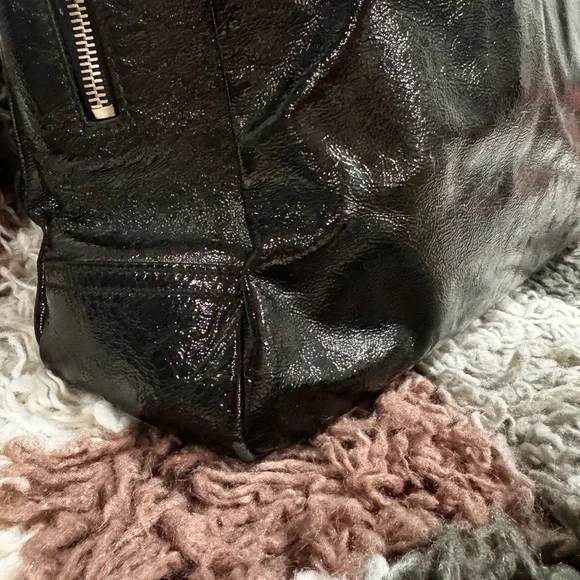 Yves Saint Laurent Shiny Black Shoulder Bag with Silver Accents - Picture 12 of 16
